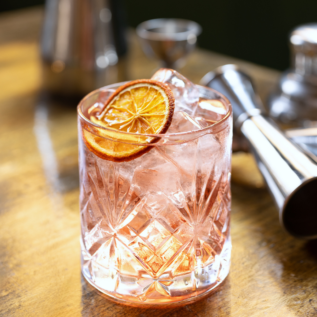 Migliore pizza contemporanea a Bologna con cocktail freschi
